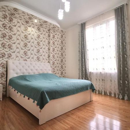 Guesthouse - Family Hotel Bagdati 외부 사진